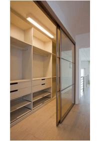 Линейная гардеробная комната с дверями купе Черемхово